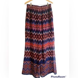 Slightly used fun pants , has blue lined shorts inside !